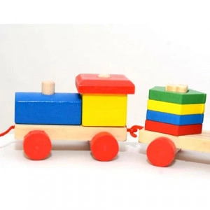 Trenulet din lemn cu forme geometrice