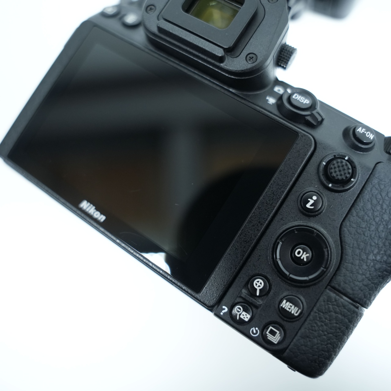 Aparat Foto Nikon Z6, 2 obiective Nikon, Blit Speedelight SB-700 - imagine 6