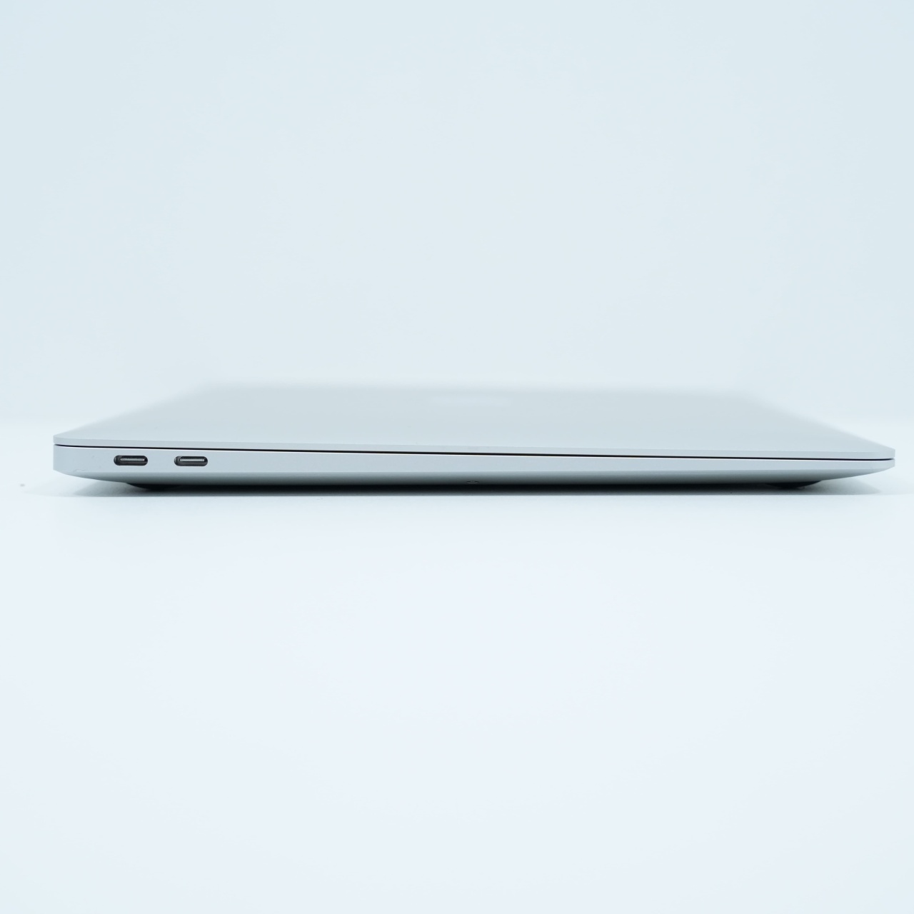 【良品】MacBook Air（M1,2020） 13.3㌅ 512GB白 Laptop Apple MacBook Air 13 M1 (2020), Ecran de 13.3