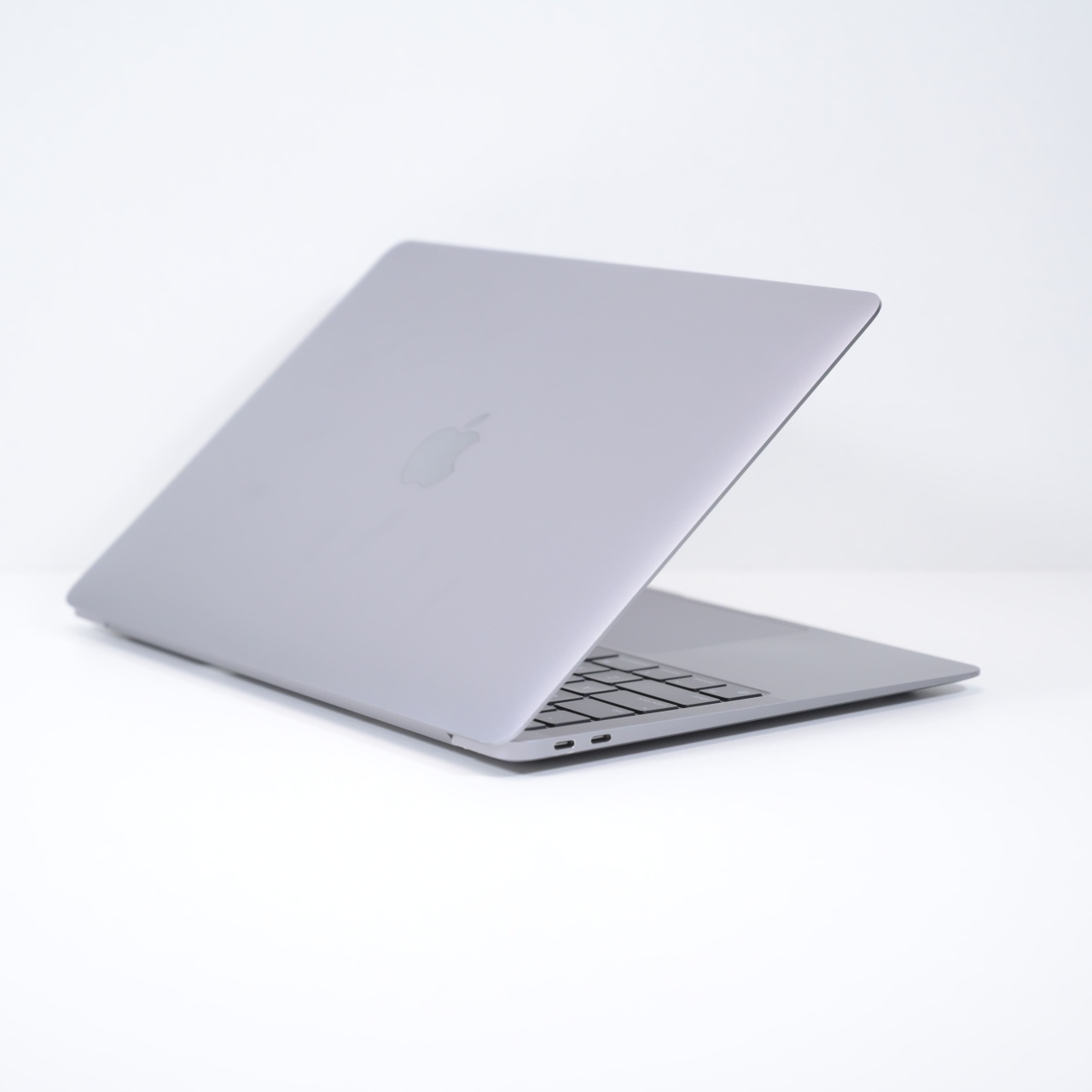 Laptop Apple Macbook Air M1 2020 (a2337), Apple M1, 13.3