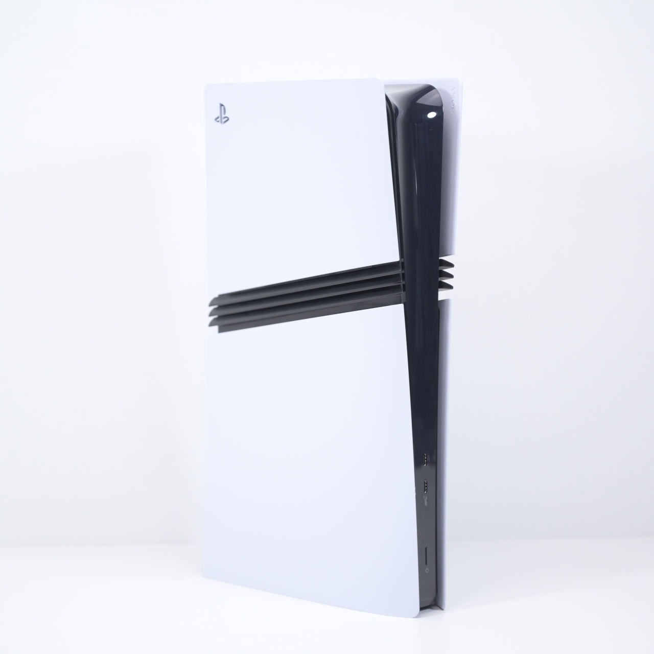 Consola Playstation 5 Pro Digital - 2 | YEO