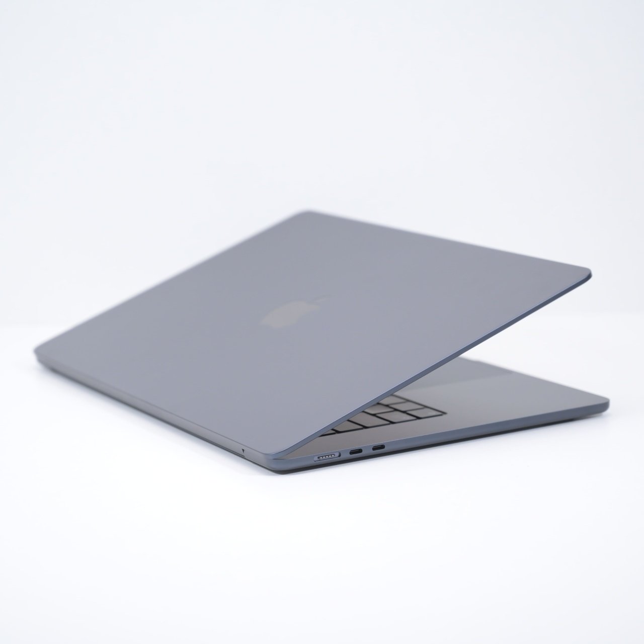 Laptop Apple Macbook Air A3114 (M3, 2024) - 2 | YEO