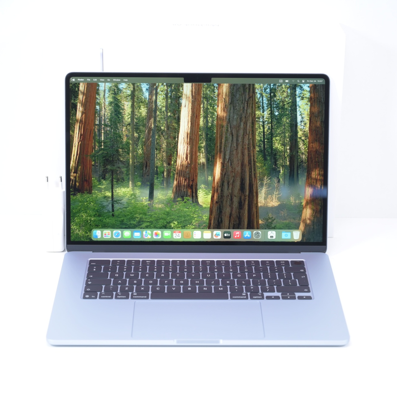 MacBook本体 Apple MacBook Air m4 Apple、M4チップを搭載し、スカイブルーのカラーの新しいMacBook Airを