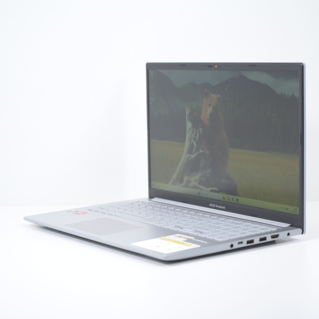 Laptop Asus Vivobook 15 (M1502Y) - 1 | YEO