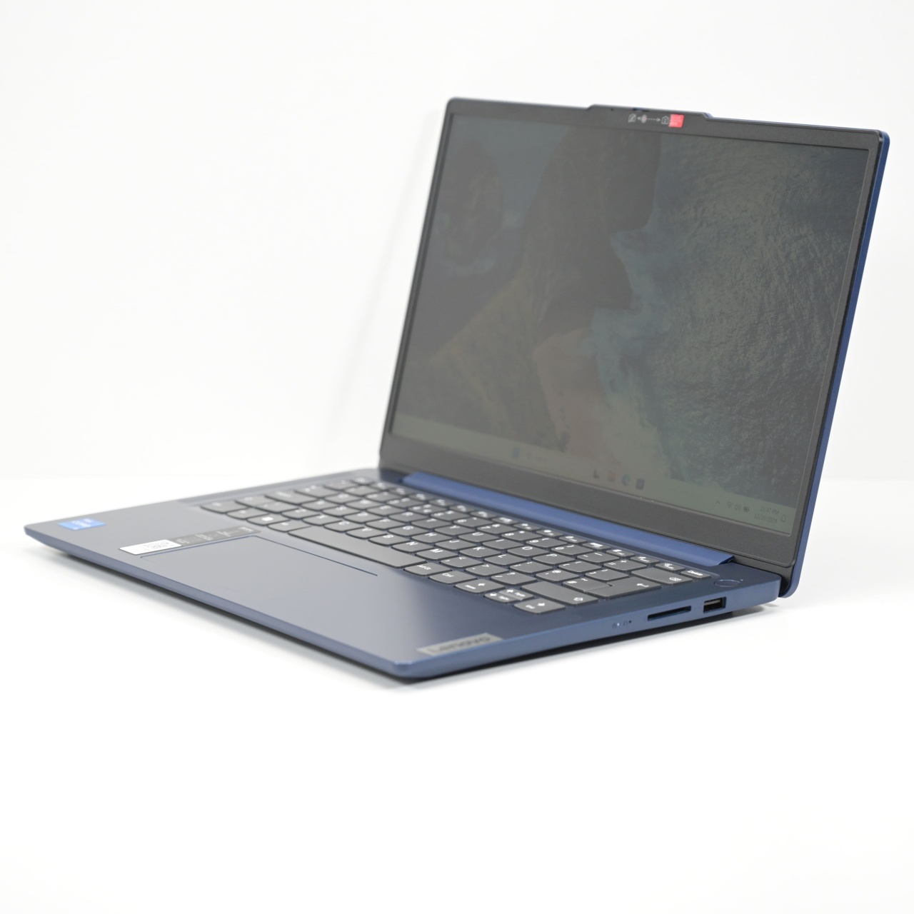 Laptop Lenovo IdeaPad Slim 3 14IAH8 - 1 | YEO