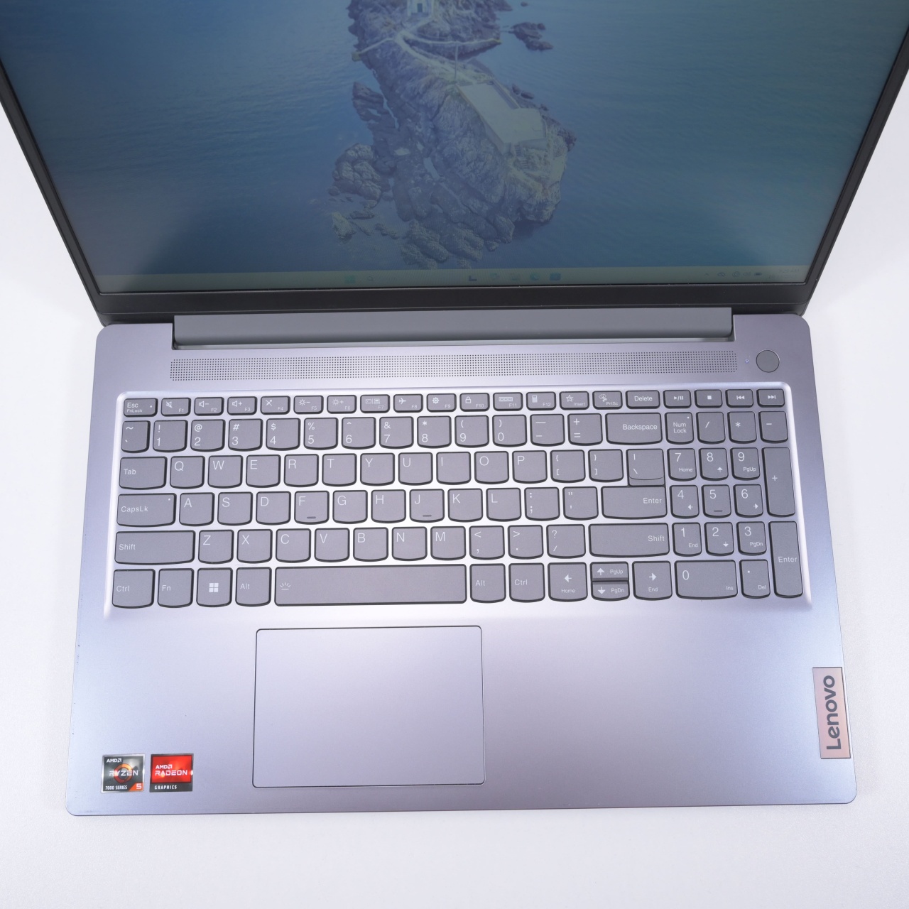 Laptop Lenovo IdeaPad Slim 3 15ABR8, Ryzen 5 7530U, 15.6