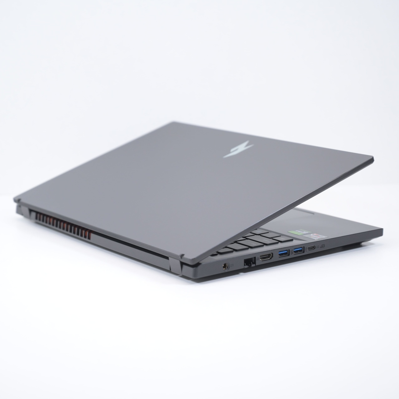 Laptop Acer Nitro V15 (ANV15-41-R1BK) - 2 | YEO