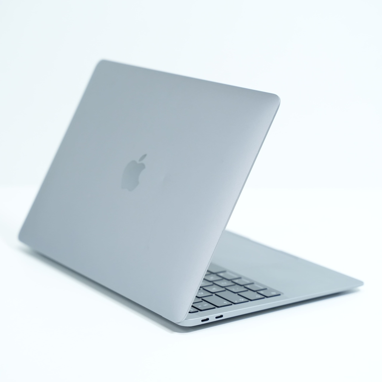 Laptop Apple MacBook Air 13 M1 (2020), 13.3", Rezolutie 2560x1600, M1, 256GB, M1, 7 nuclee - imagine 3