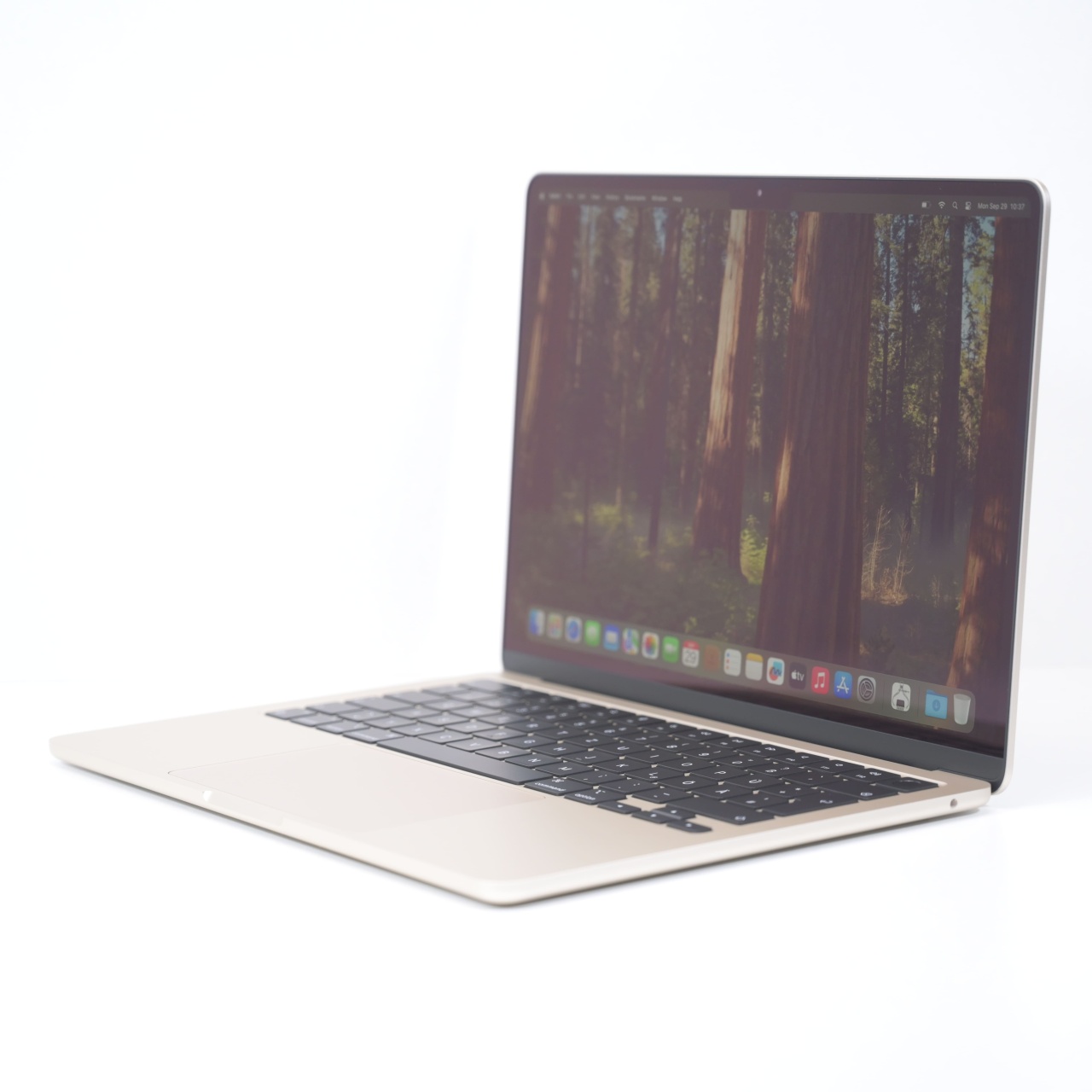 Laptop Apple Macbook Air A2681 (m2, 2022), Apple M2, 13.6
