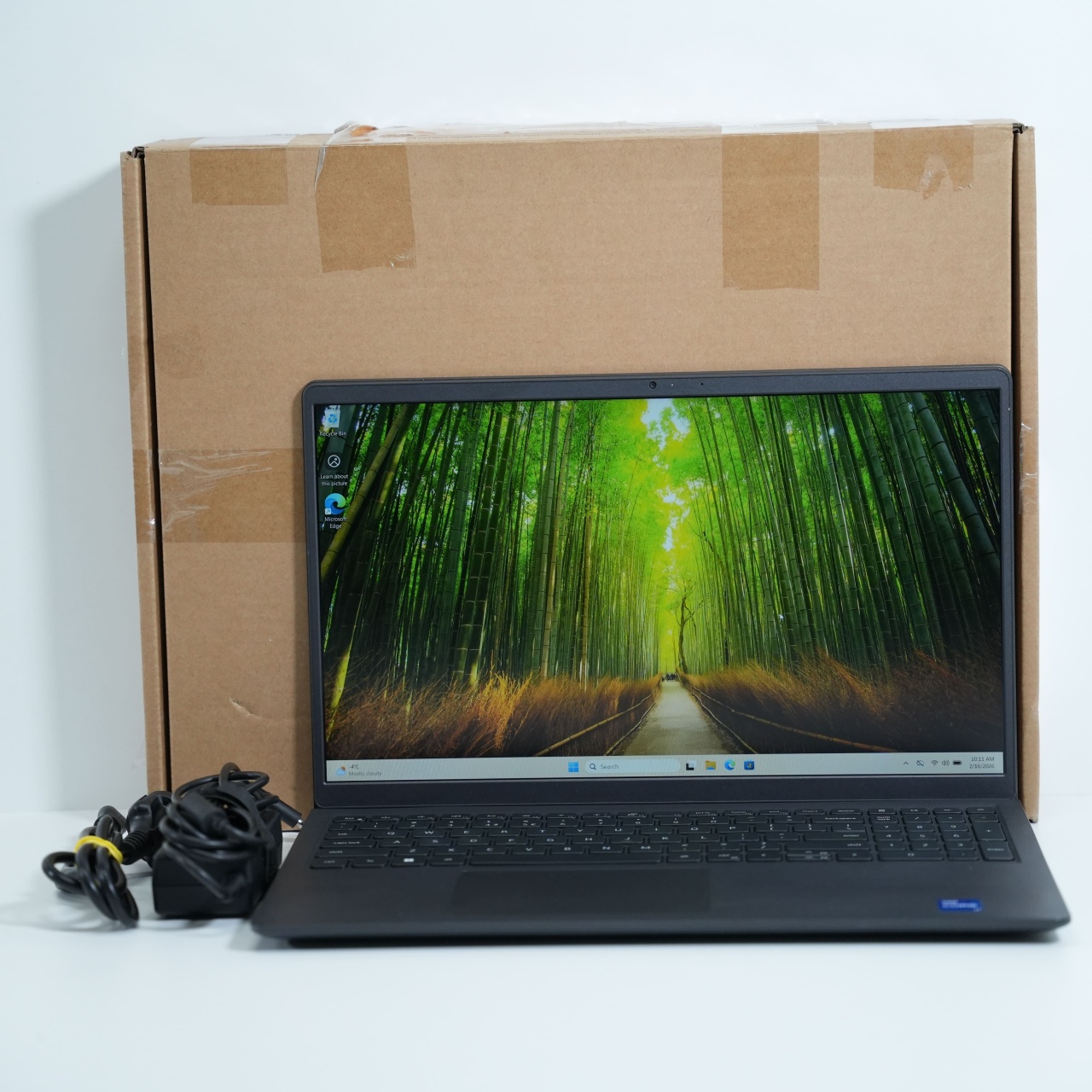 Laptop Dell Vostro 15 3530, Intel Core i7-1355U, Rezolutie FullHD, 15.6", 120Hz, 8 GB DDR4, SSD de 512 GB, Intel UHD Graphics - imagine 8