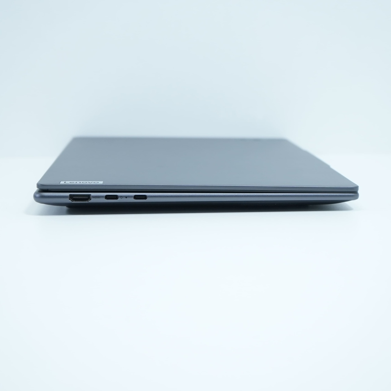 Laptop Lenovo Yoga Pro 7 14aph8, AMD Ryzen 7 7840HS, Rezolutie 2560x1600, 14.5", 32 GB DDR5, SSD de 1 TB, AMD RadeonT 780M - imagine 5