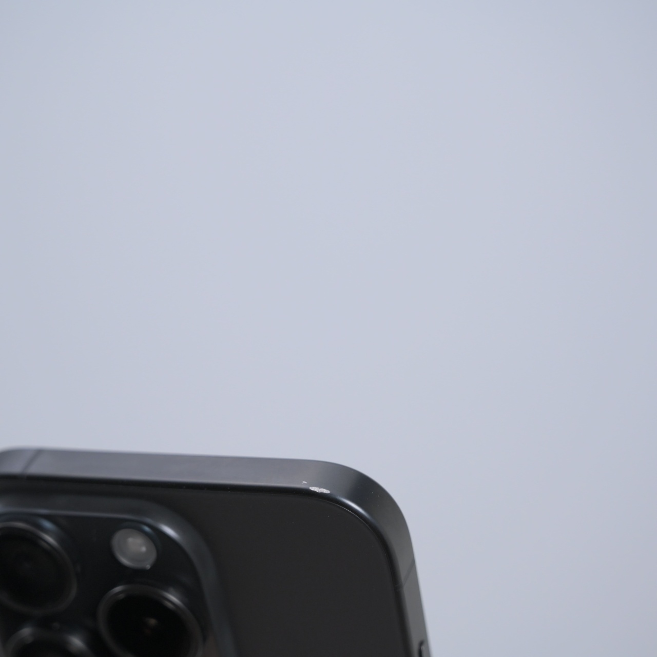 Telefon Apple iPhone 15 Pro 256GB Doar e-SIM, Black Titanium - imagine 6