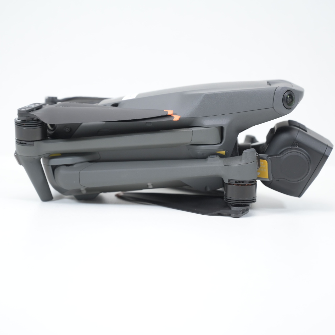 Drona Dji Mavic 3 Pro - 3 | YEO