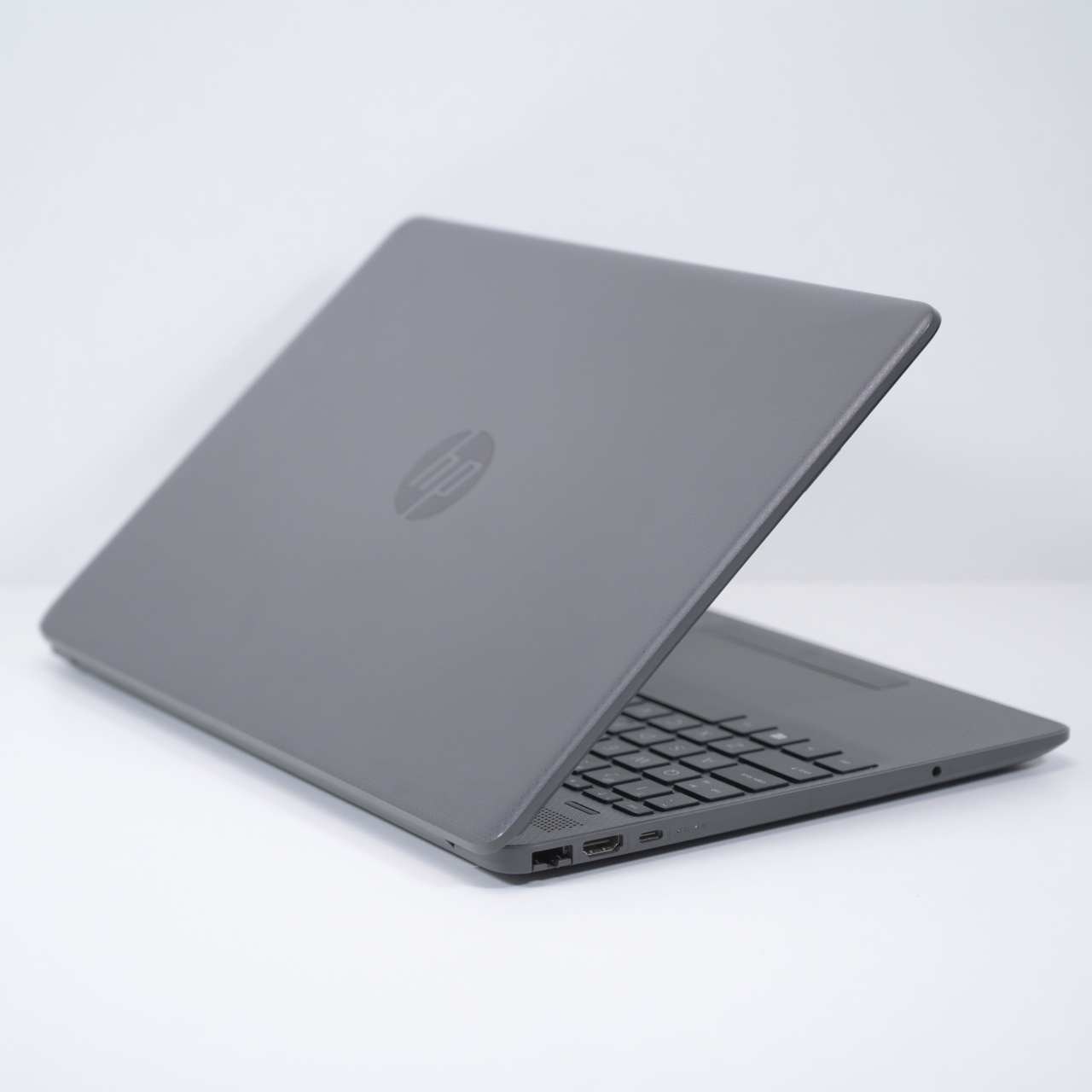 Laptop HP 255 G8, AMD Athlon Silver 3050U, 15.6
