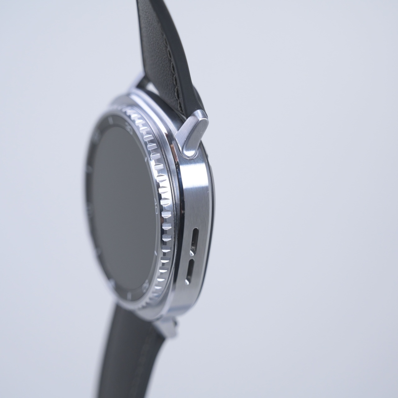 Smartwatch Samsung Galaxy Watch8 Classic, Stainless steel, GPS + LTE - imagine 4