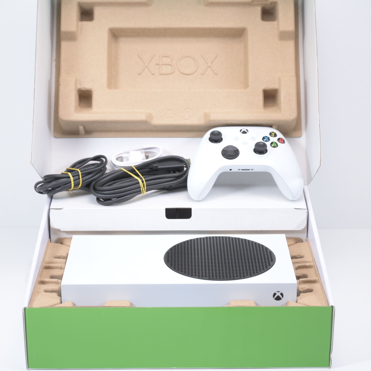 Consola Xbox Series S 512GB Digital - 5 | YEO
