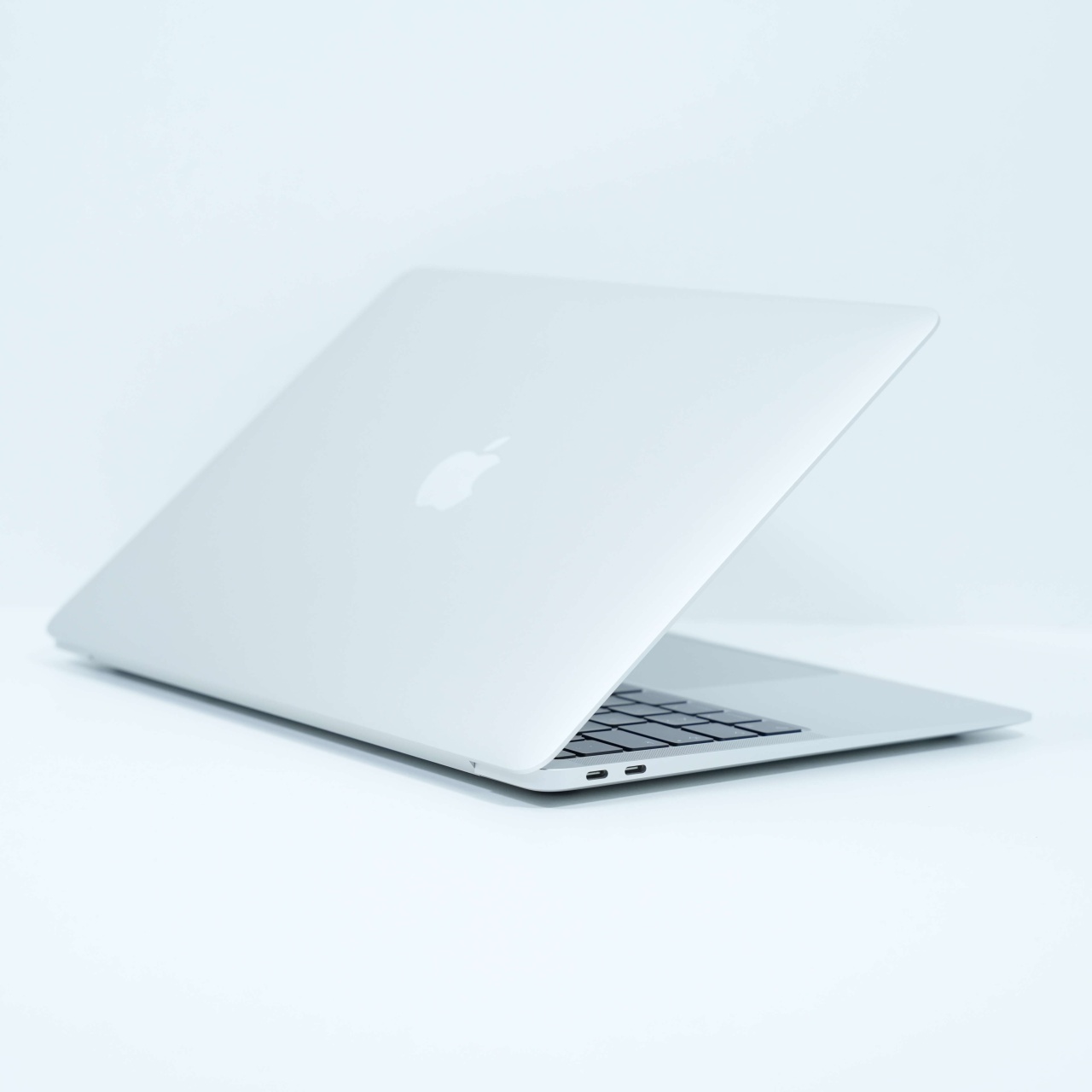 Laptop Apple MacBook Air 13 M1 (2020), 13.3