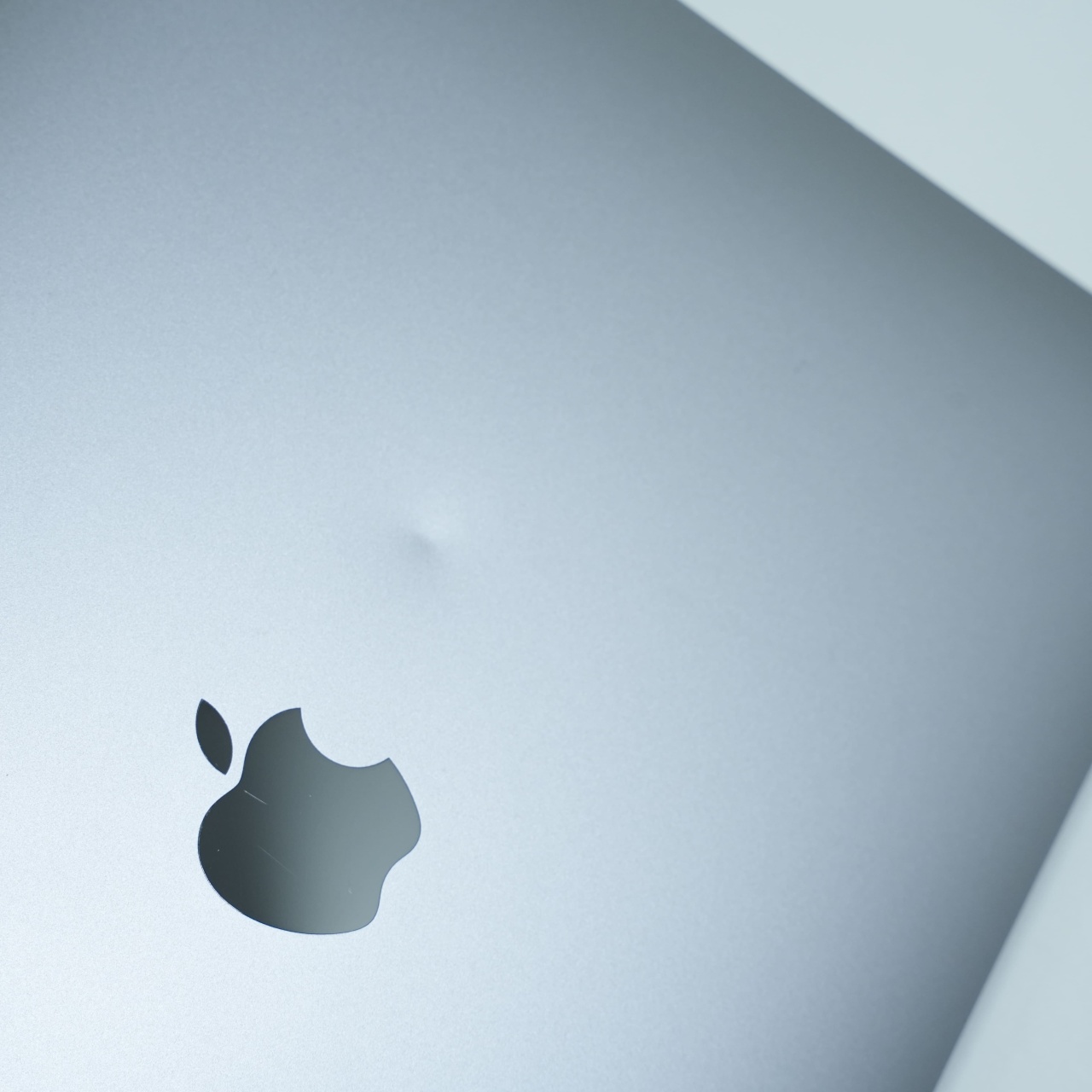 Laptop Apple MacBook Air 13 M1 (2020), 13.3", Rezolutie 2560x1600, M1, 256GB, M1, 7 nuclee - imagine 7