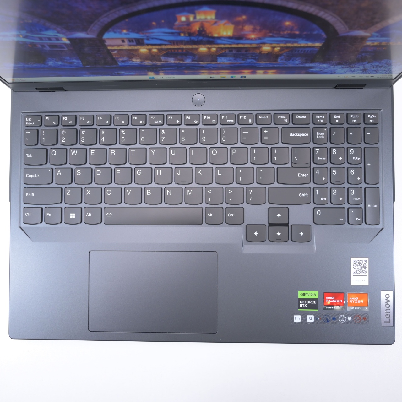 Laptop Lenovo LENOVO Legion Pro 5 16ARX8, AMD Ryzen 7 7745HX, Rezolutie 2560x1600, 16