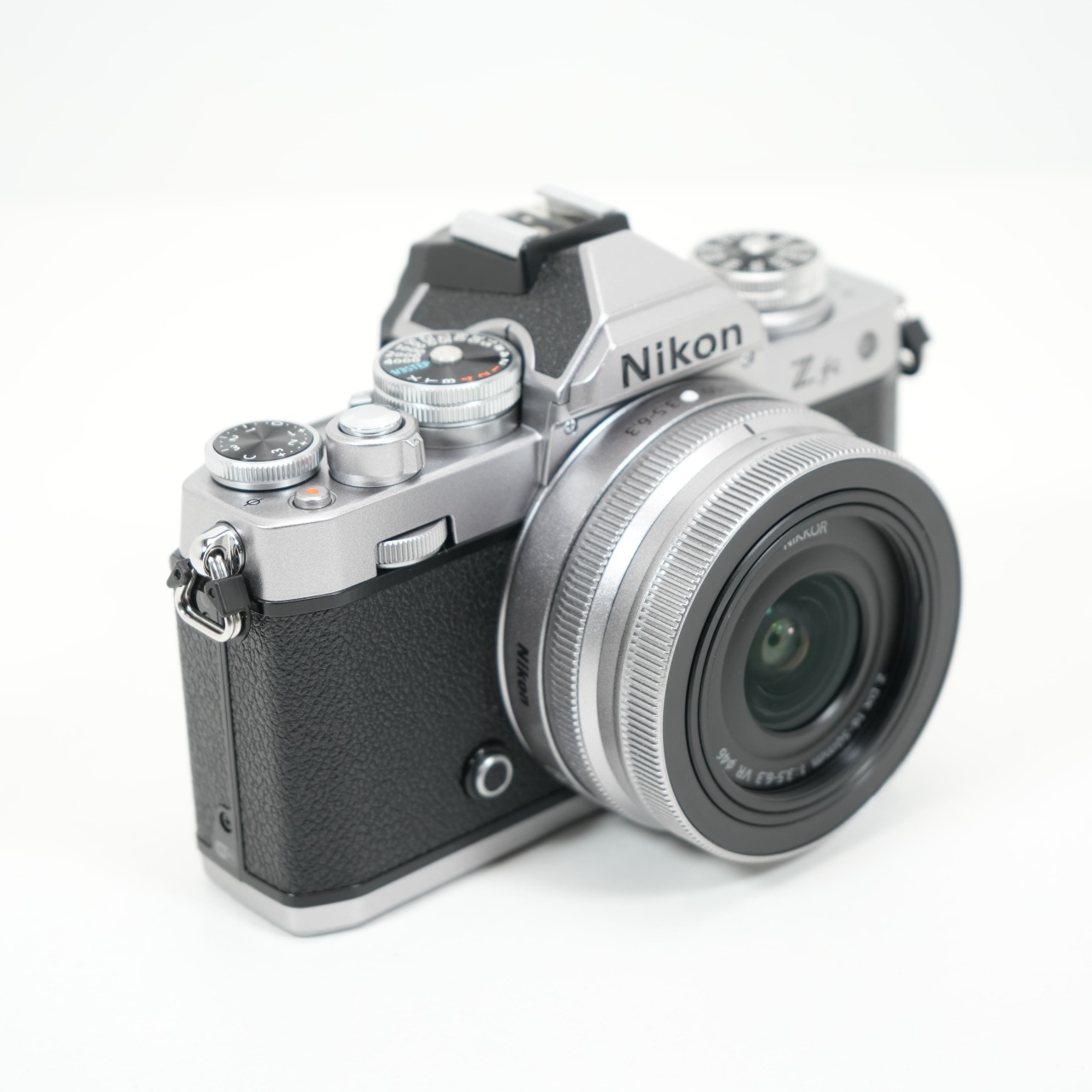 Aparat Foto Nikon Z Fc - imagine 3