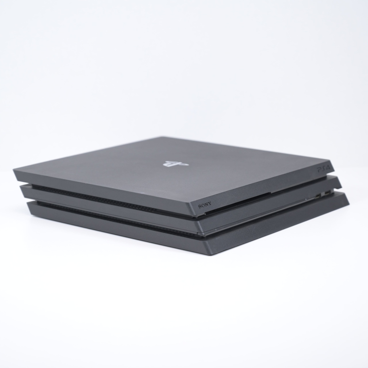 Consola Playstation 4 Pro 1TB - 1 | YEO