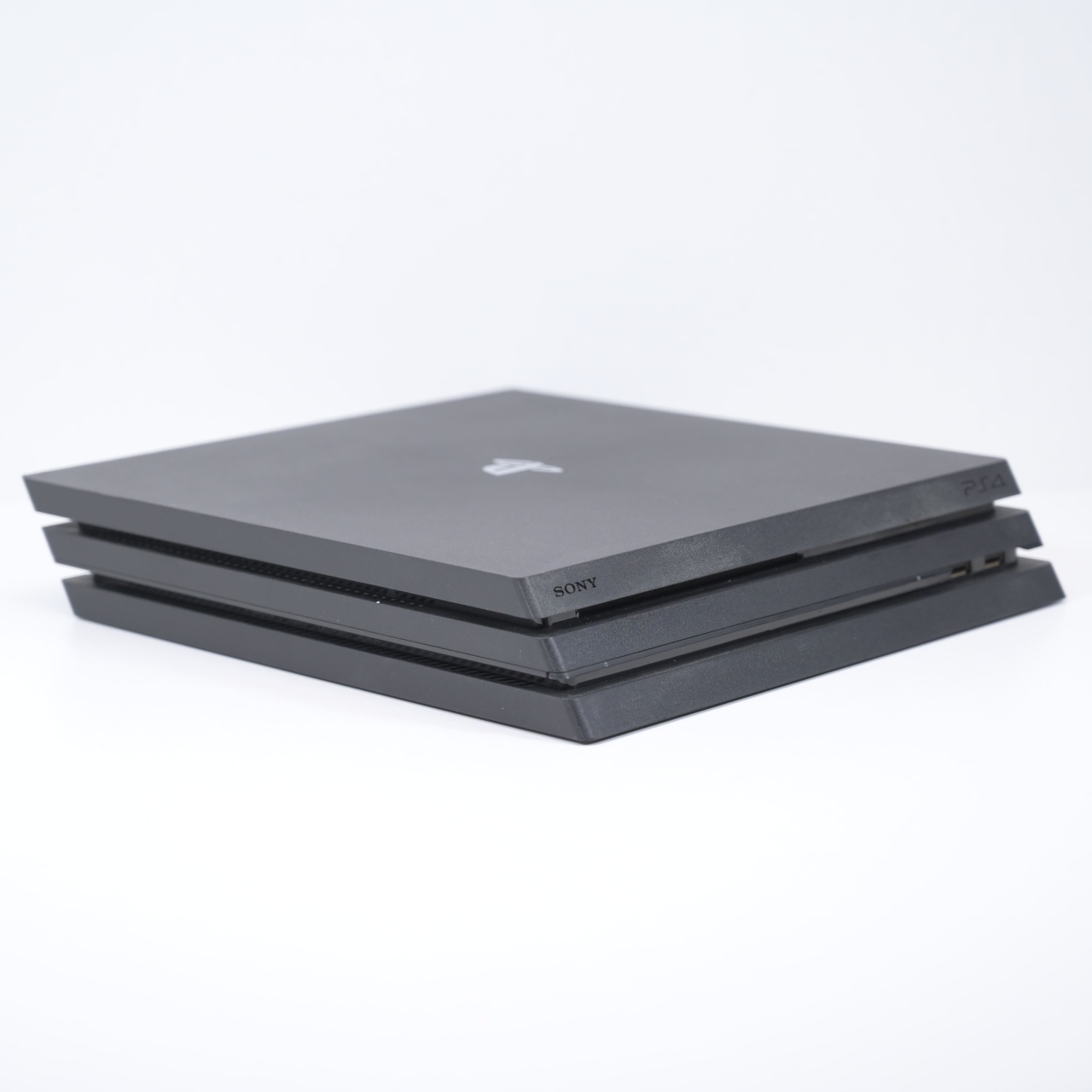 Consola Playstation 4 Pro 1TB - 1 | YEO