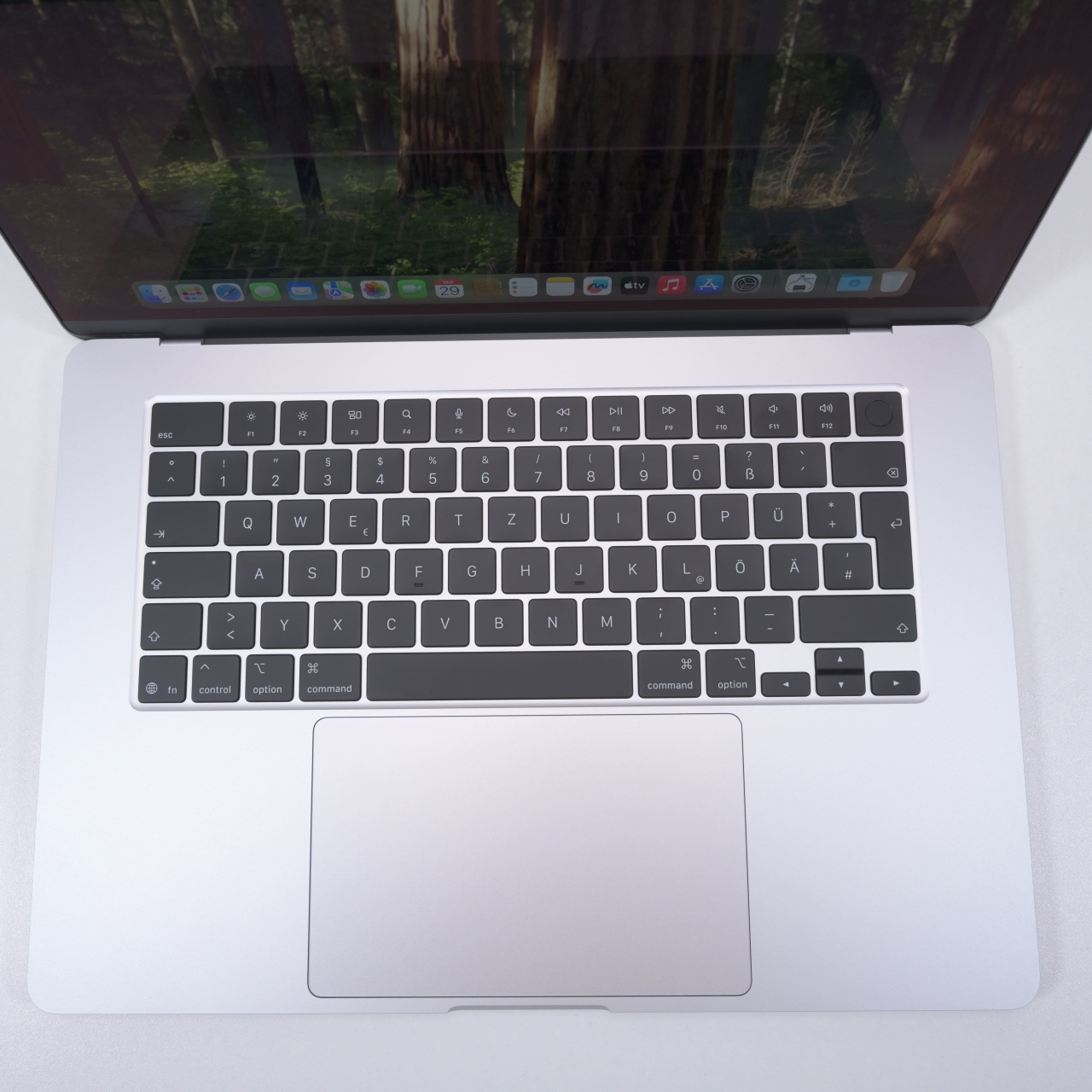 Laptop Apple Macbook Air A3241 (15-inch, M4, 2025), Apple M4, 15.3