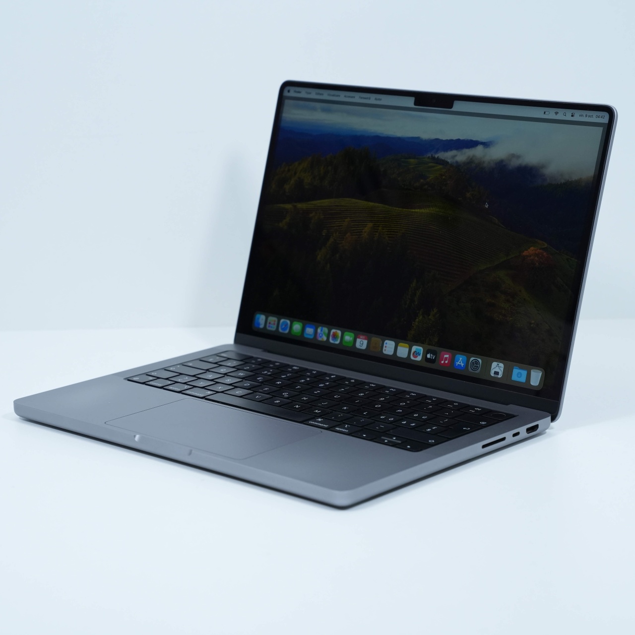 Laptop Apple MacBook Pro 14 M1 Pro (2021), 14