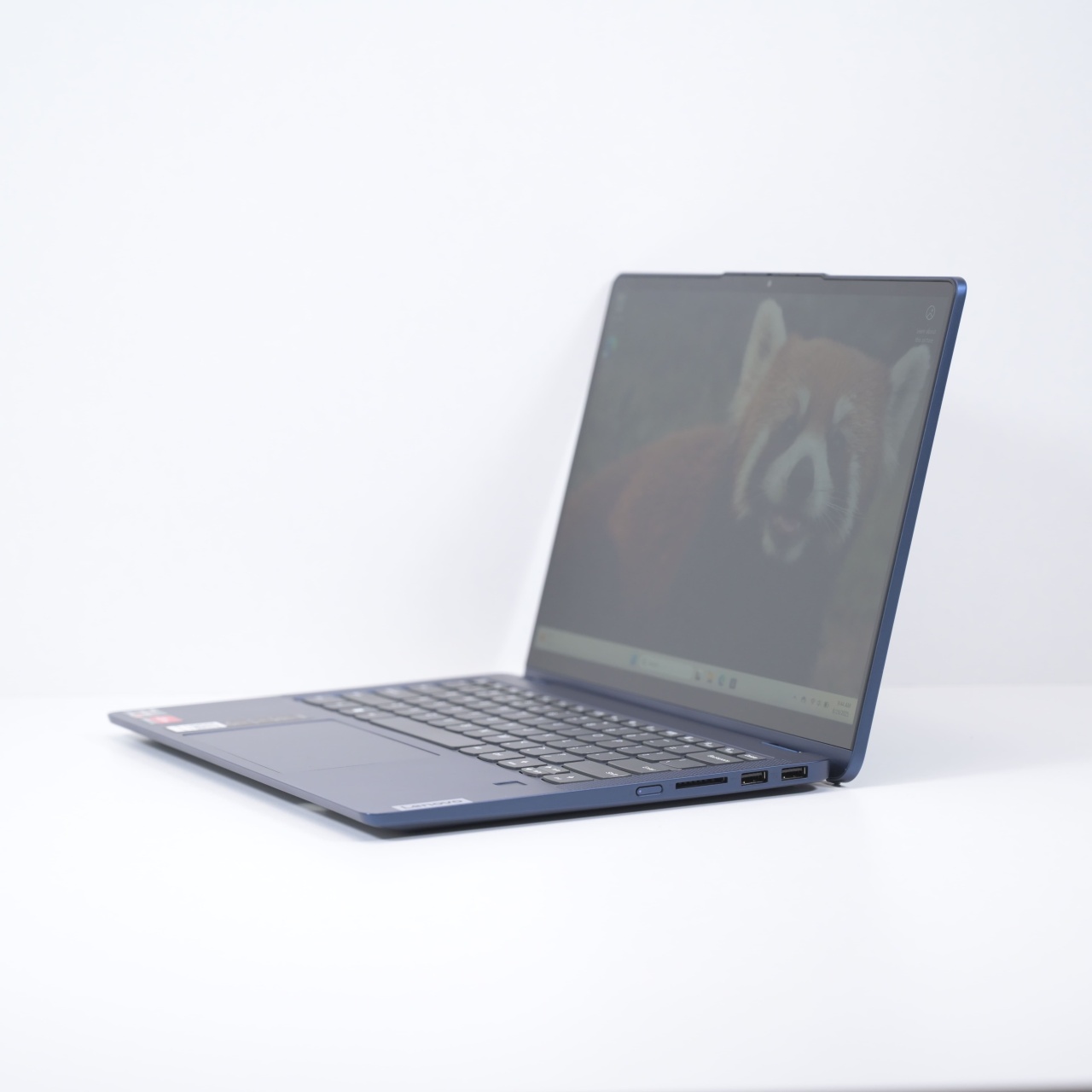 Laptop Lenovo IdeaPad Flex 5 14ABR8, AMD Ryzen 5 7430U, 14