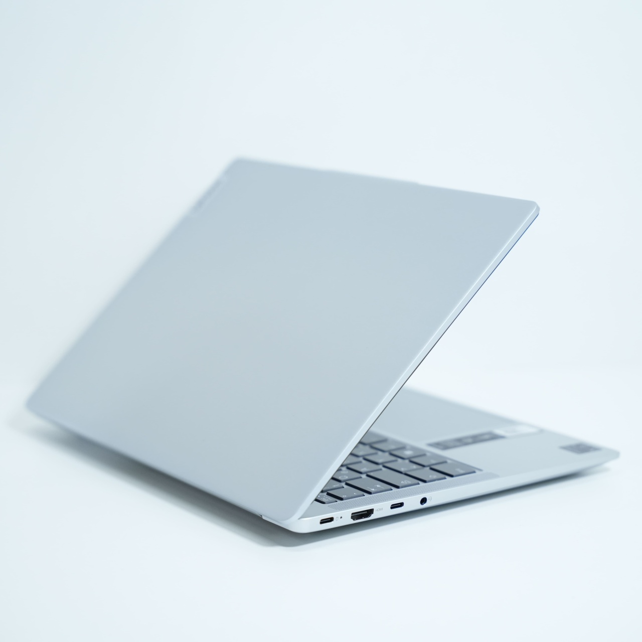 Laptop Lenovo IdeaPad Slim 5 14Q8X9, Snapdragon X Plus, 14", Rezolutie 1920 x 1200, 16 GB DDR5, SSD de 512 GB, Adreno X1-45 - imagine 3