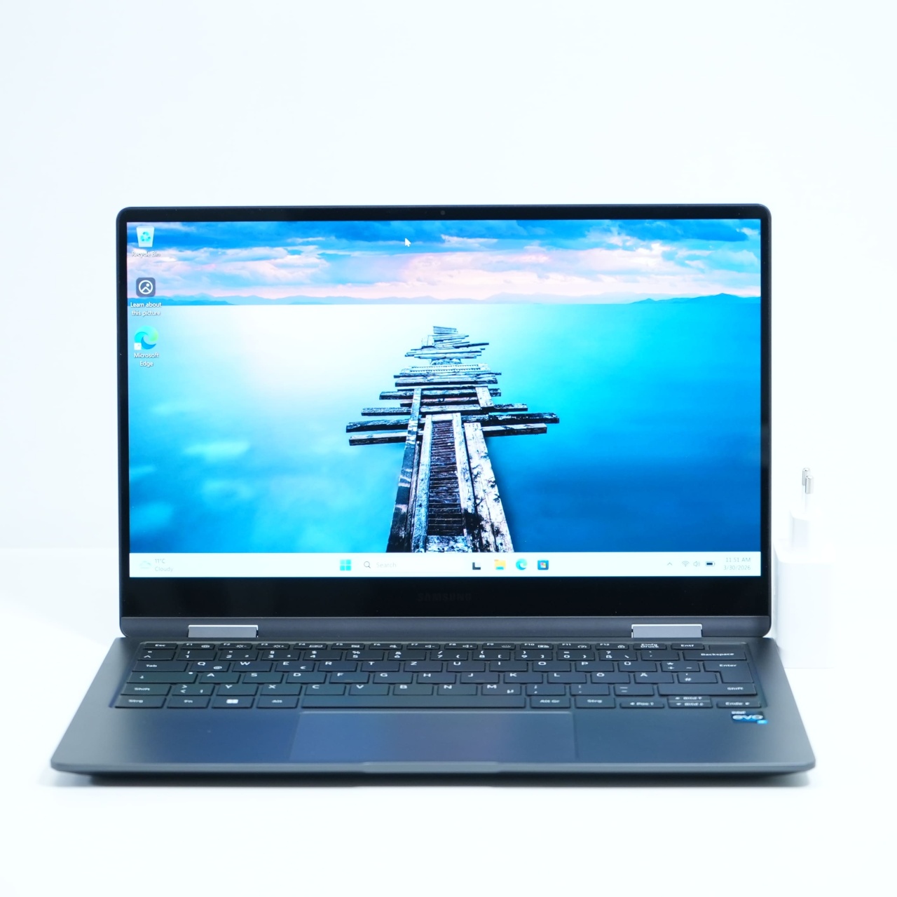 Laptop Samsung Galaxy Book3 360 (np730qfg-ka3de), Intel Core i7-1360P, 13.3", Rezolutie FullHD, Touchscreen, 16 GB DDR4, SSD de 512 GB, Intel Iris Xe Graphics - imagine 8