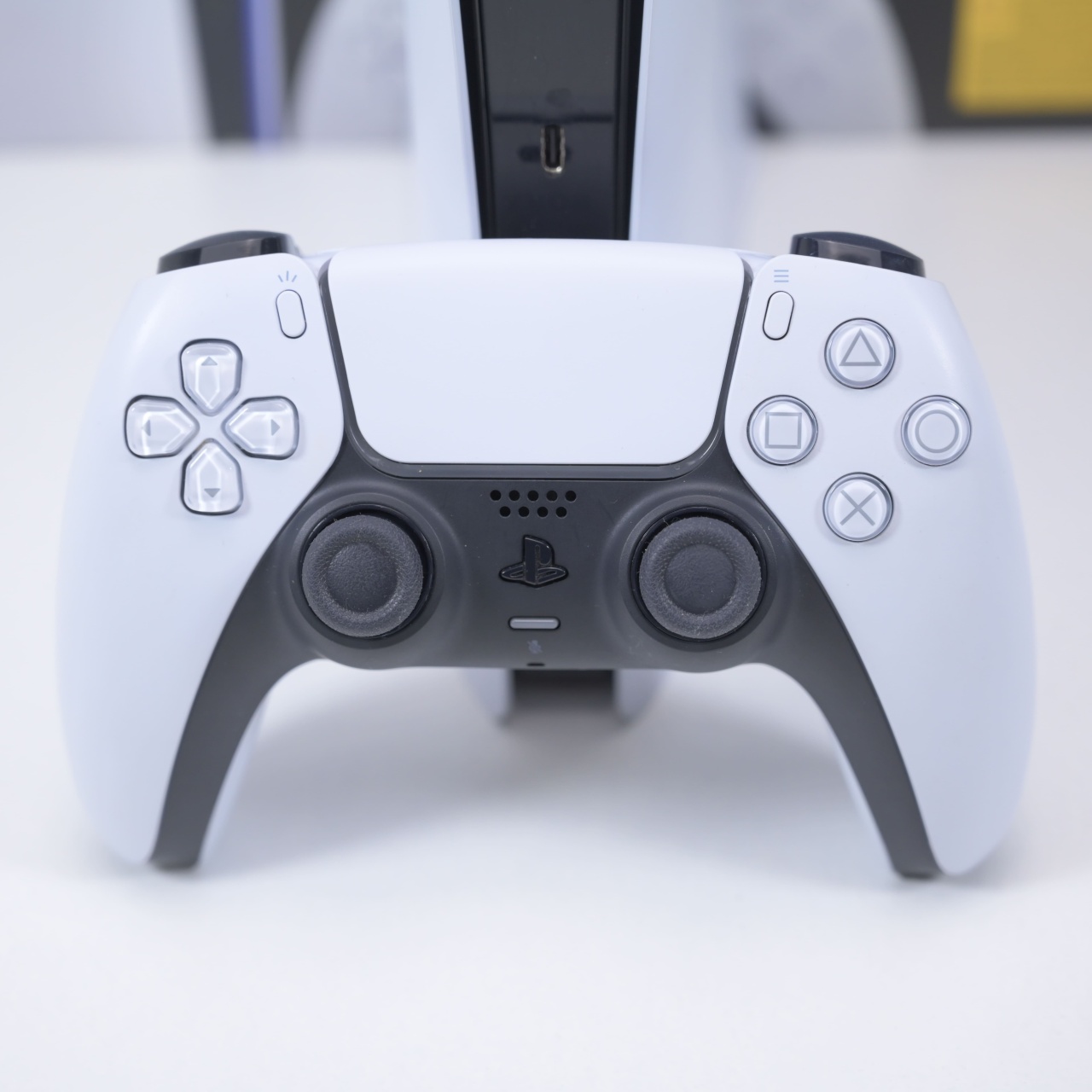 Consola Playstation 5 Slim Digital - 5 | YEO