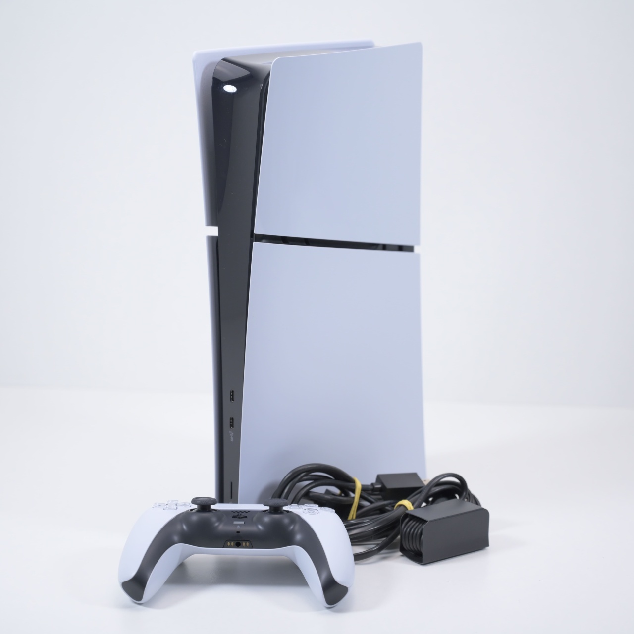Consola Playstation 5 Slim Digital - 5 | YEO