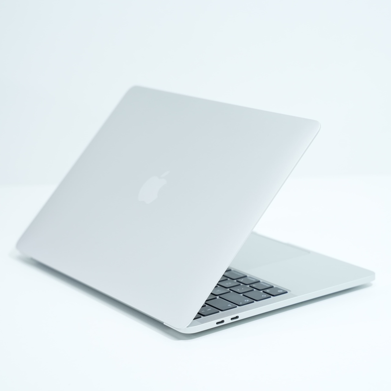 Laptop Apple MacBook Pro 13 M1 (2020), 13.3", Rezolutie 2560x1600, Apple M1, 512GB, Apple M1 - imagine 3