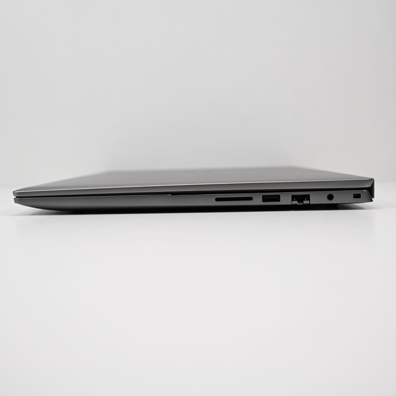 Laptop Dell Vostro 16 5630 - 5 | YEO