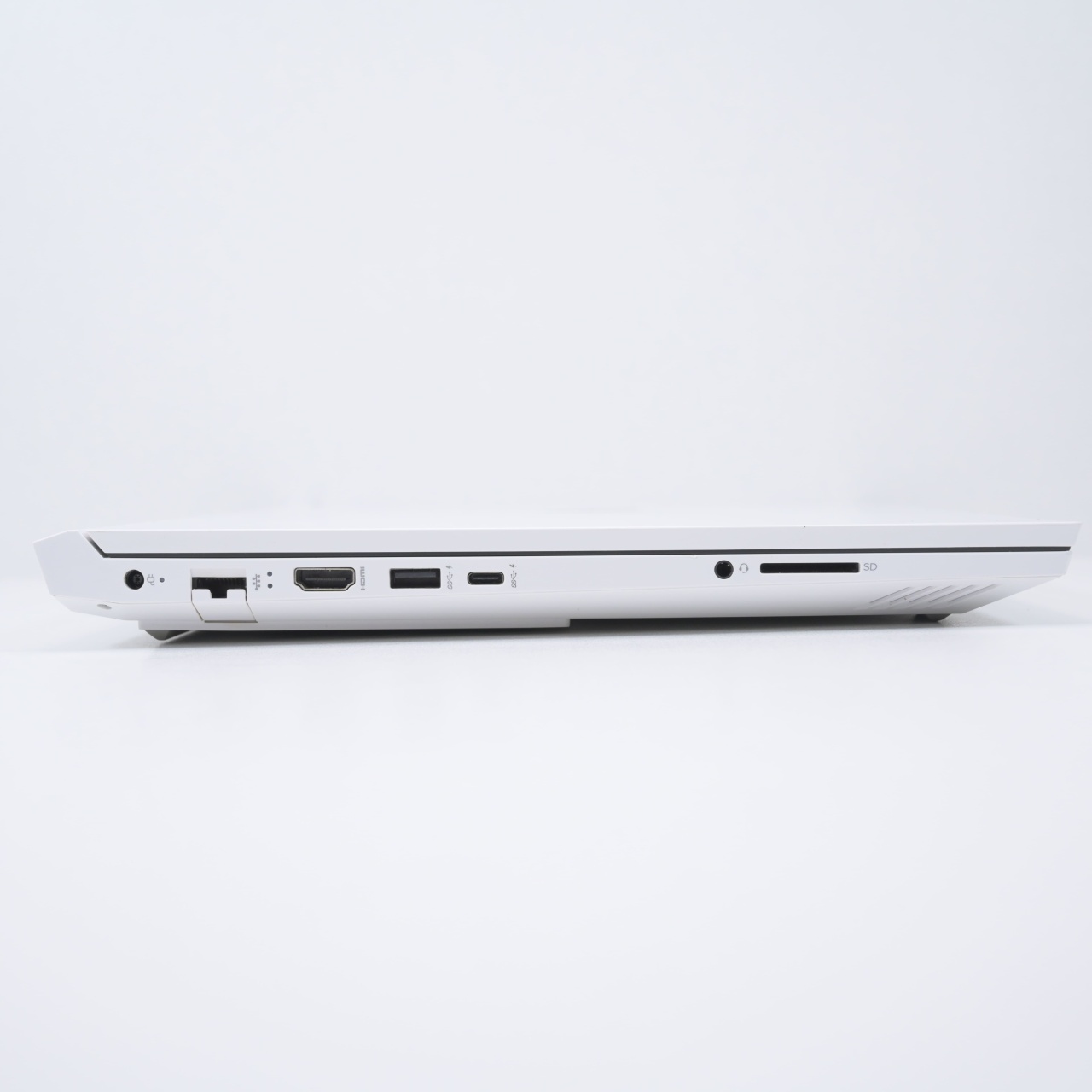 Laptop HP Victus 16-e0008nq, AMD Ryzen 7 5800H, Rezolutie FullHD, 16