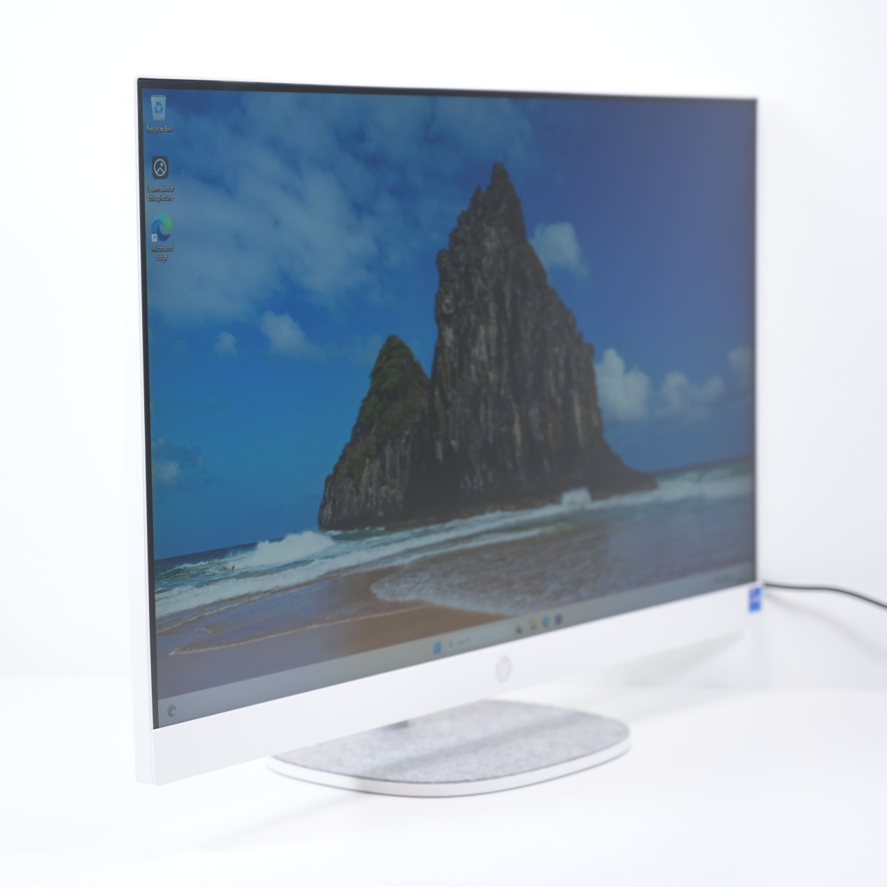 Unitate PC All In One Hp 27-cr0035na, Intel Core I7-1355U, Rezolutie FullHD, 27