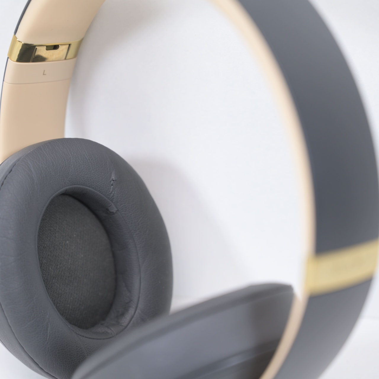 Casti Beats Studio 3 - 5 | YEO