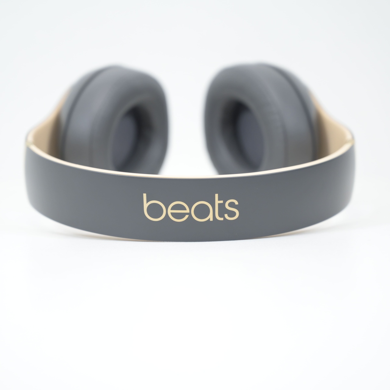 Casti Beats Studio 3 - 1 | YEO