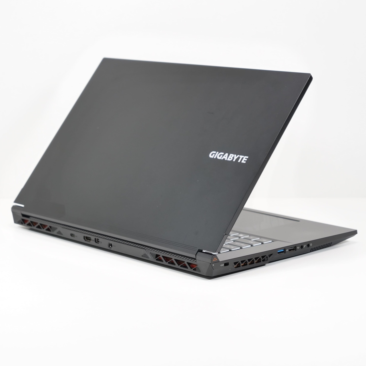 Laptop Gigabyte G7 KF (RC57) - 2 | YEO