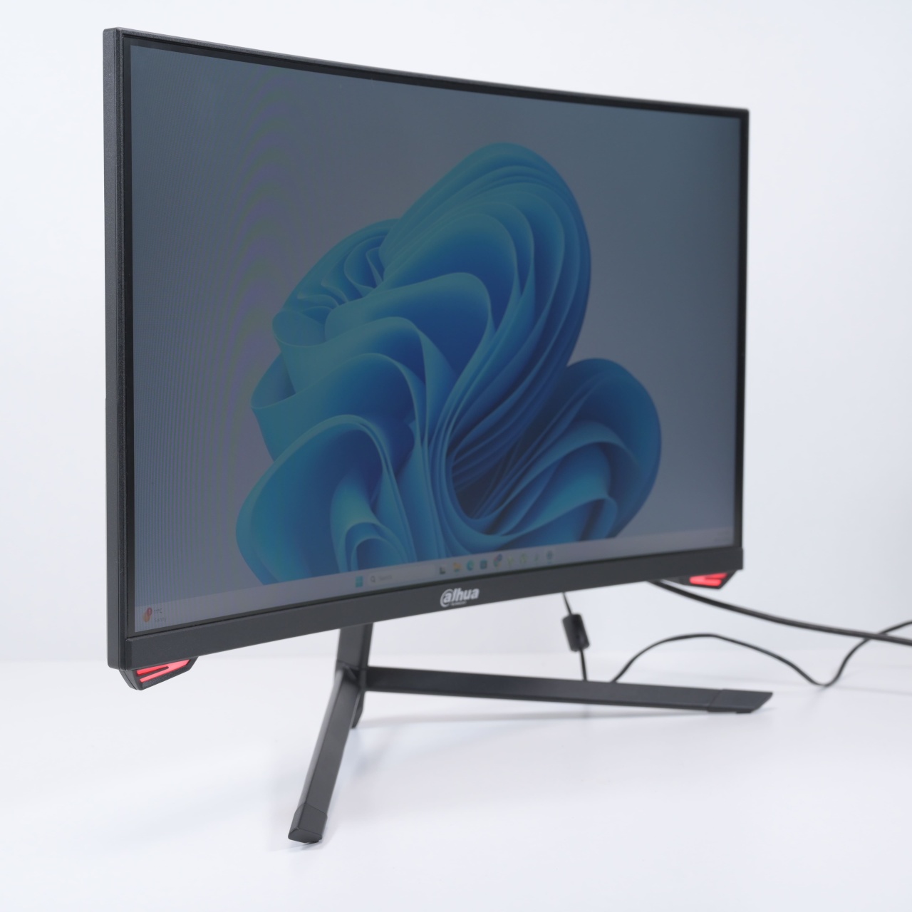Monitor Dahua LM24-E230C FullHD, 180Hz, 1ms - 2 | YEO