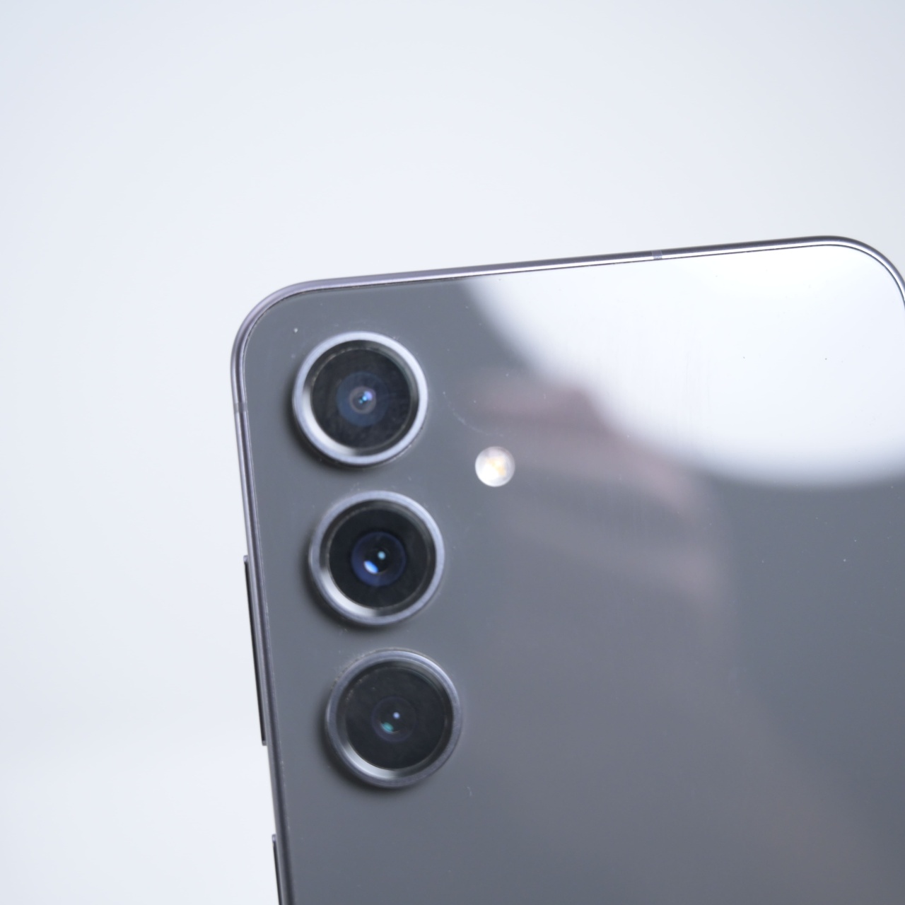 Telefon Samsung Galaxy S24 FE 128GB, Graphite - imagine 5