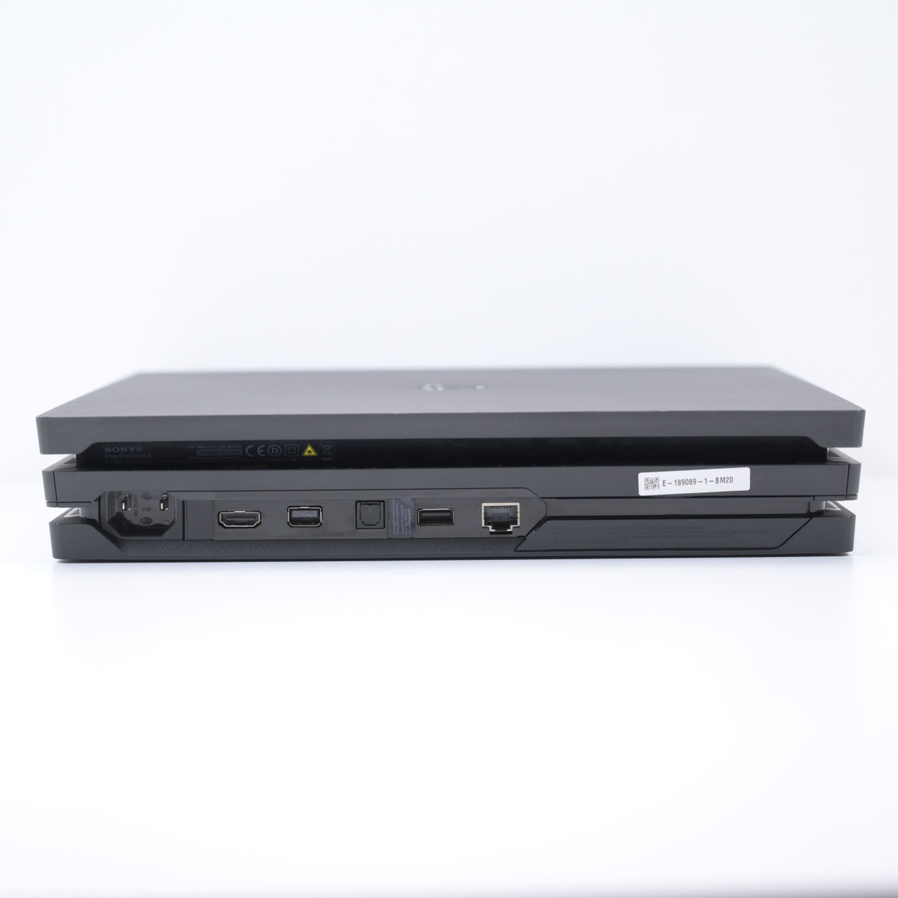 Consola Playstation 4 Pro 1TB - 2 | YEO