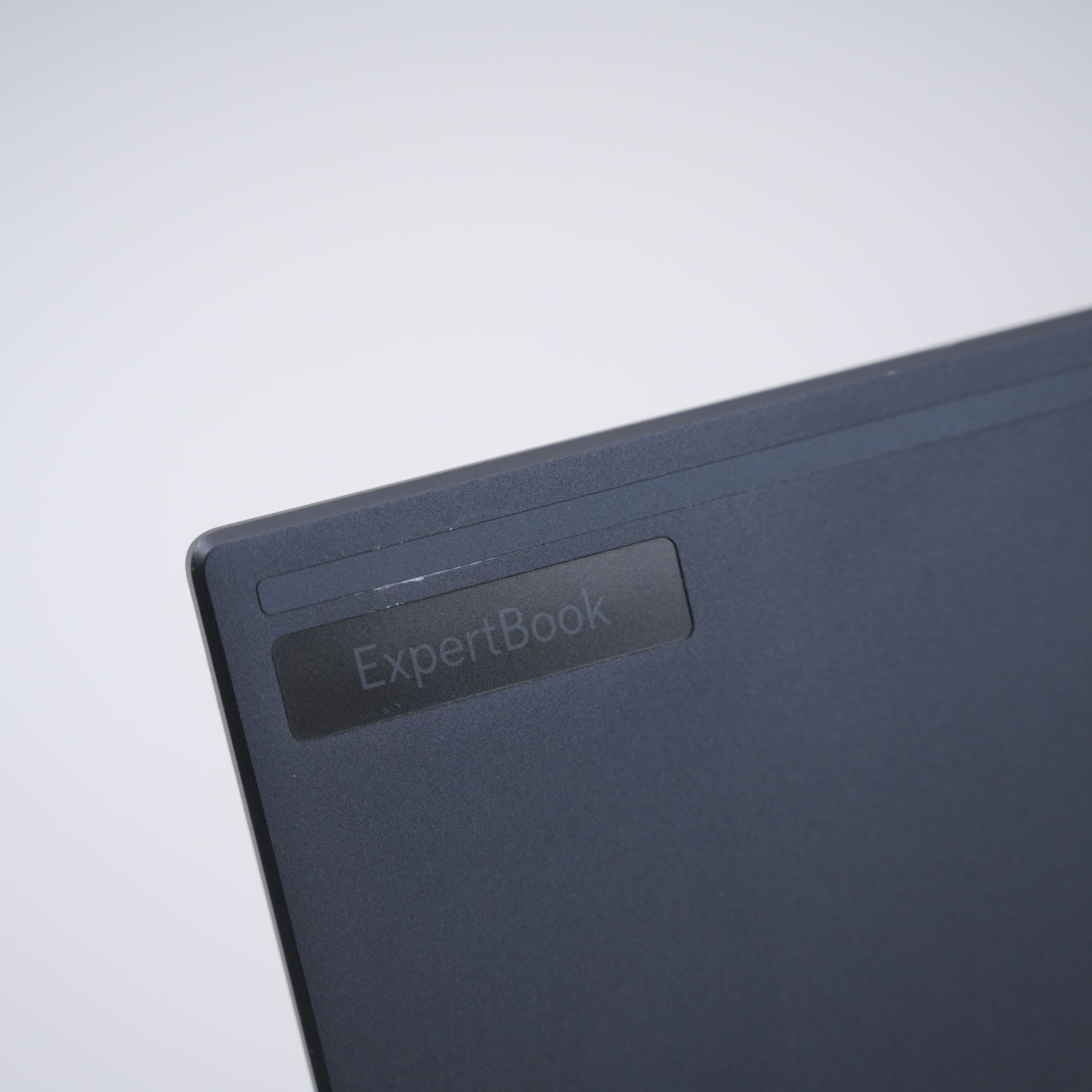 Laptop Asus ExpertBook (B5604CMA-Q90091X), Intel Core Ultra 7 155H, Rezolutie 1920 x 1200, 16", 16 GB DDR5, SSD de 512 GB, Intel Graphics - imagine 7