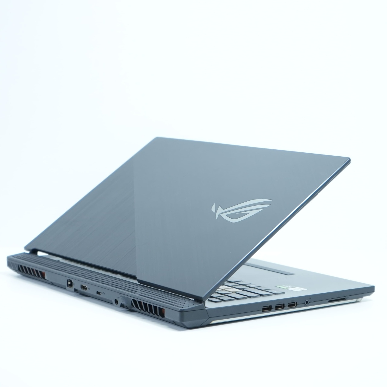 Laptop Asus Rog Strix G17 (g712lu-ev001), Intel Core i7-10750H, 17.3", Rezolutie FullHD, 144Hz, 8 GB DDR4, SSD de 512 GB, Nvidia GeForce GTX 1660 Ti - imagine 3