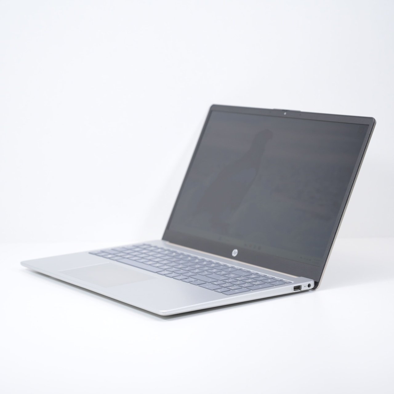 Laptop HP 15-FC0031NQ, AMD Ryzen 3 7320U, 15.6