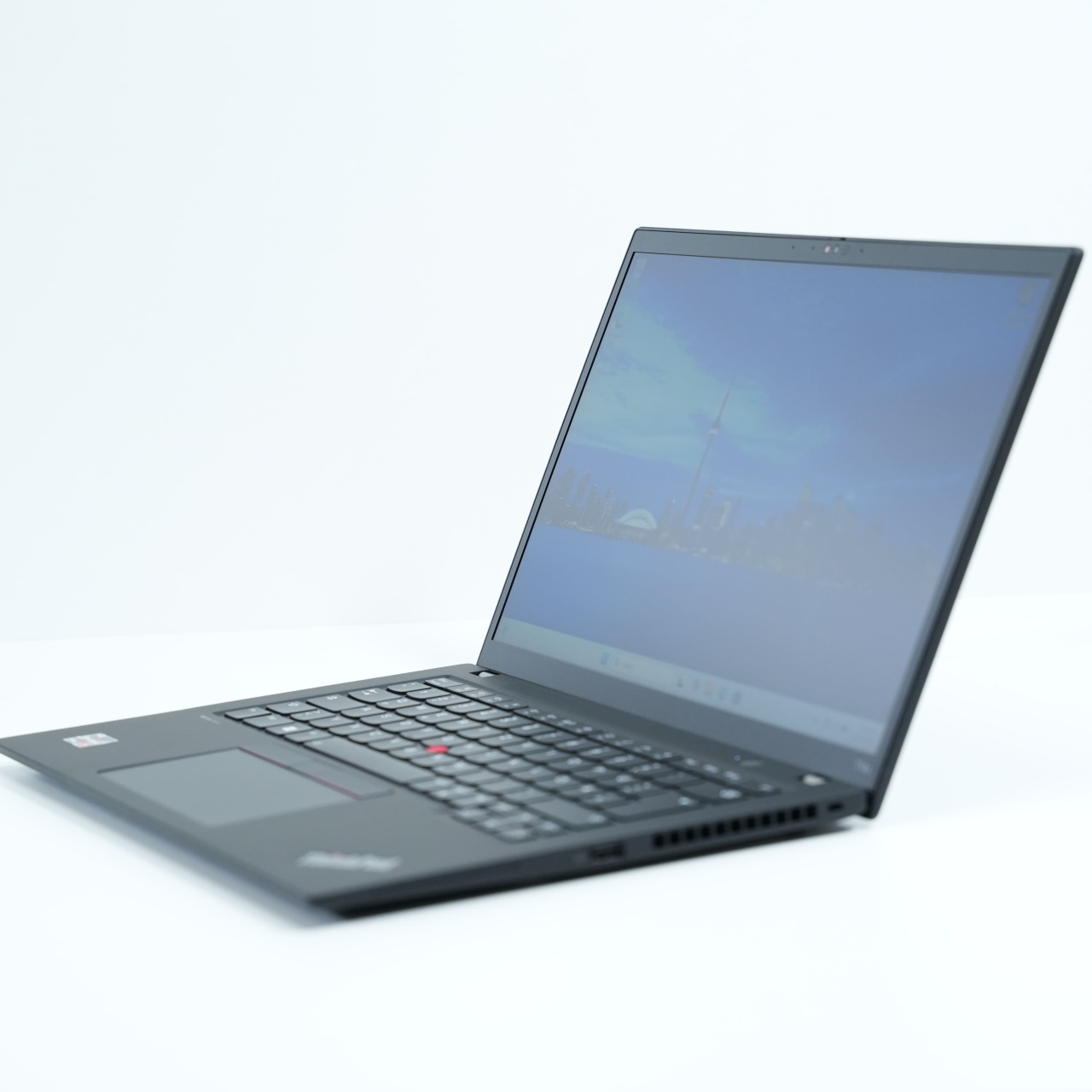 Laptop Lenovo Thinkpad T14s Gen 4, AMD Ryzen 7 PRO 7840U, 14", Rezolutie 1920 x 1200, 32 GB DDR5, SSD de 1 TB, AMD Radeon 780M - imagine 2