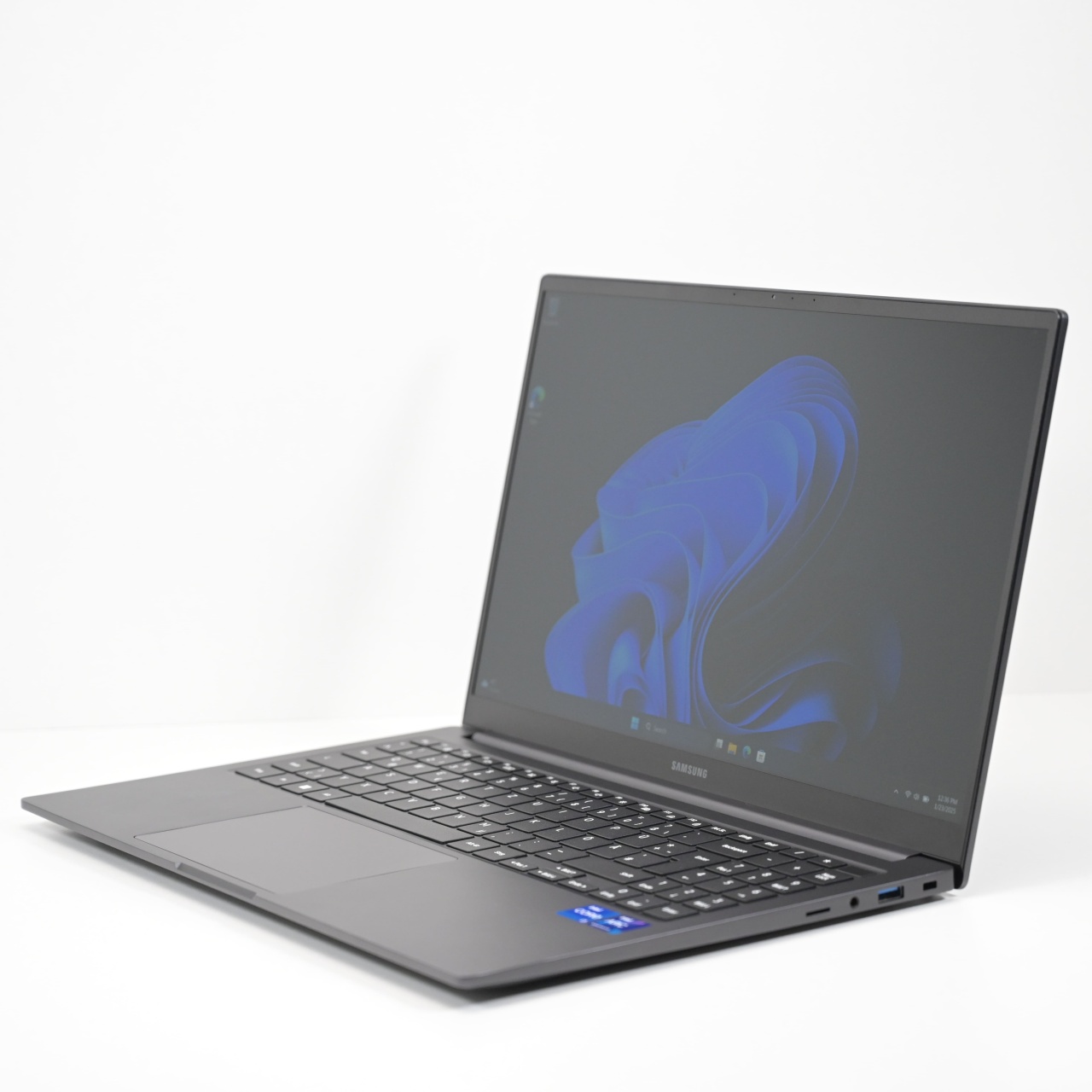 Laptop Samsung Galaxy Book 2 (NP750XEE) - 1 | YEO
