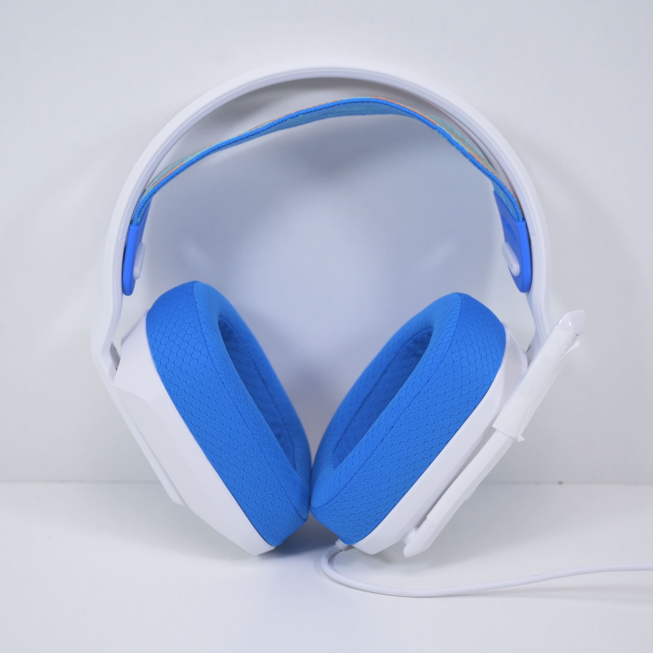 Casti Logitech G335 - 1 | YEO