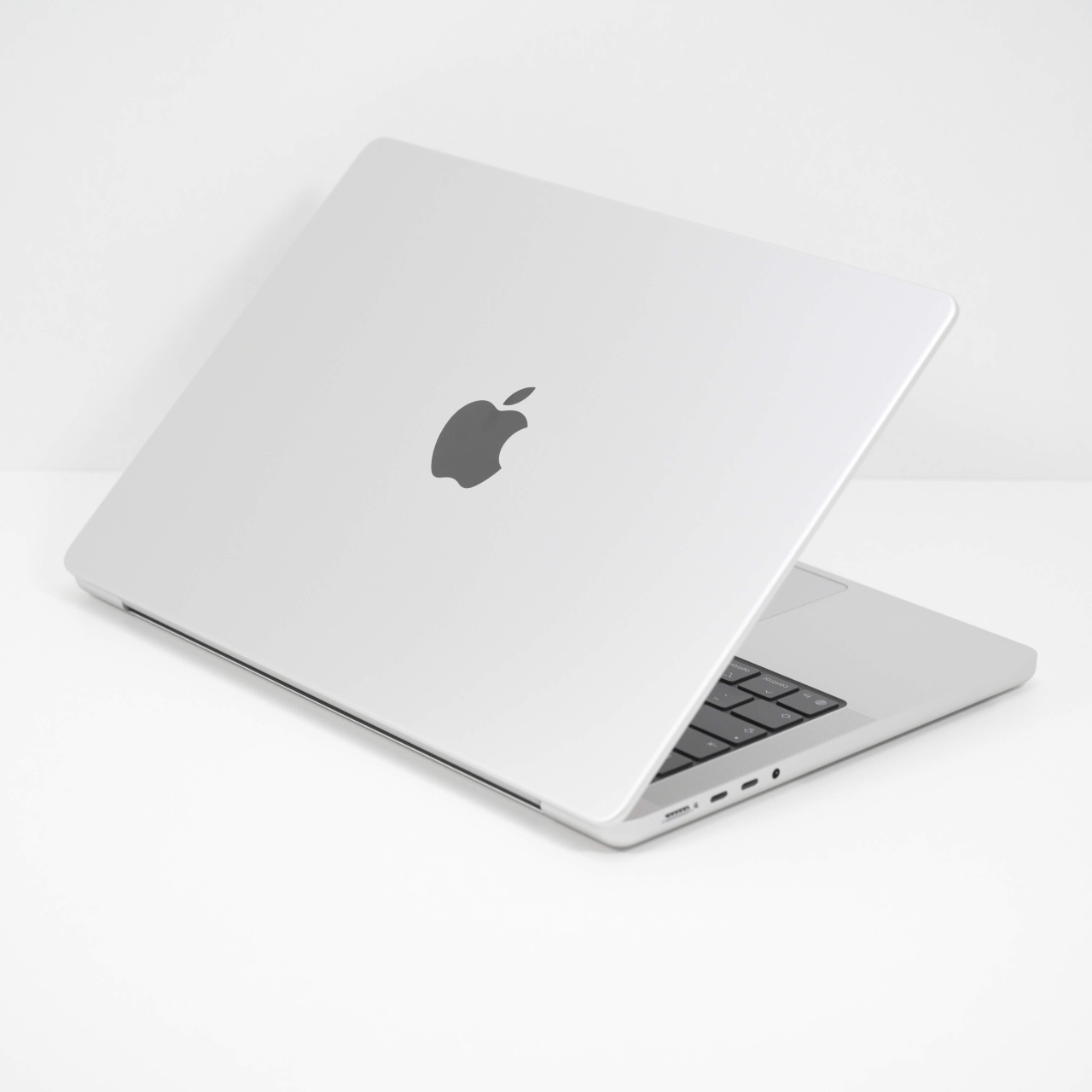 Laptop Apple Macbook Pro A3434 (14 Inch, M5, 2025), Apple M5, 14